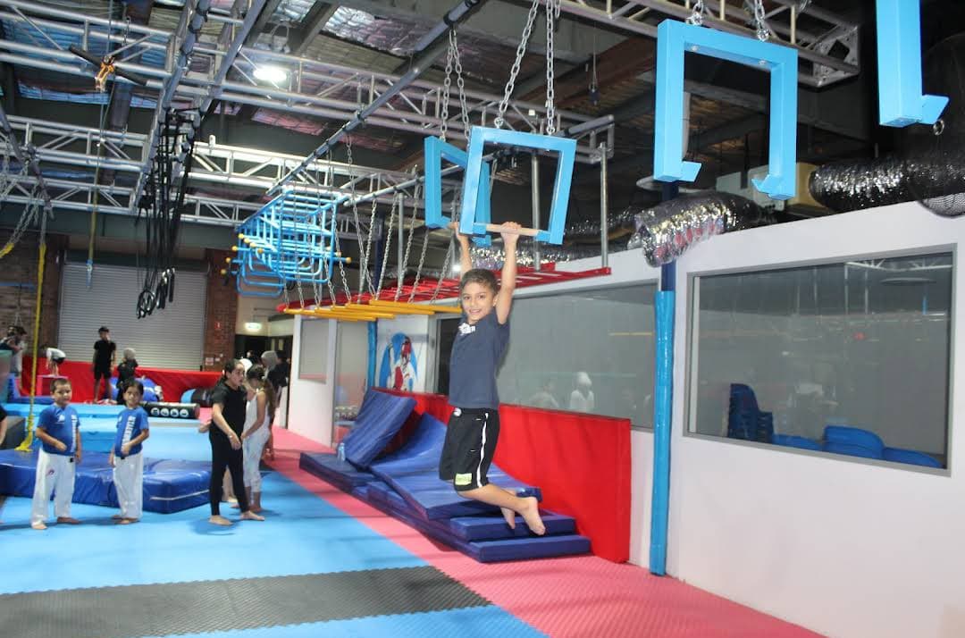 Obstacle rig and training space in the facility